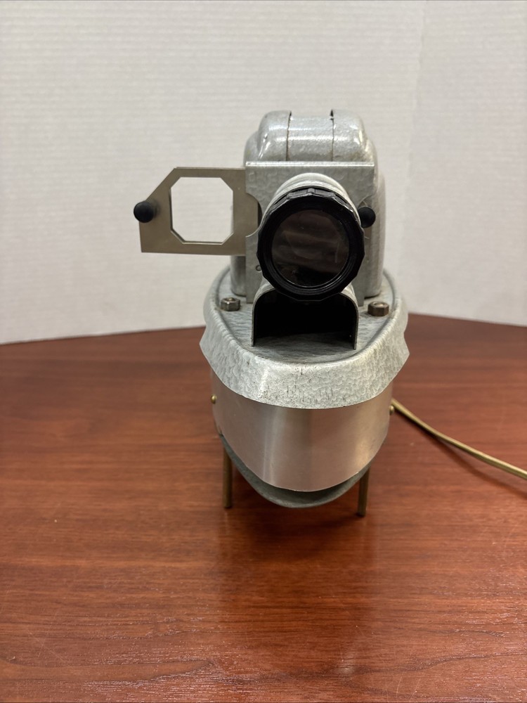 VUAID Projector Turns On Untested ***For Parts Only