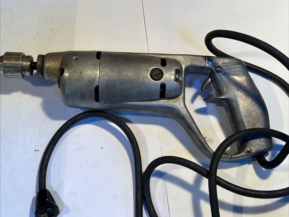 Vintage Dunlap 1/4” Drill W/case Used