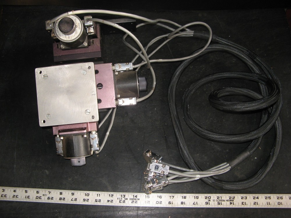 EOS 3-AXIS XYZ LINEAR MOTORIZED 4.5x4.5" STAGE - 5" Travel - 5VDC API GETTYS