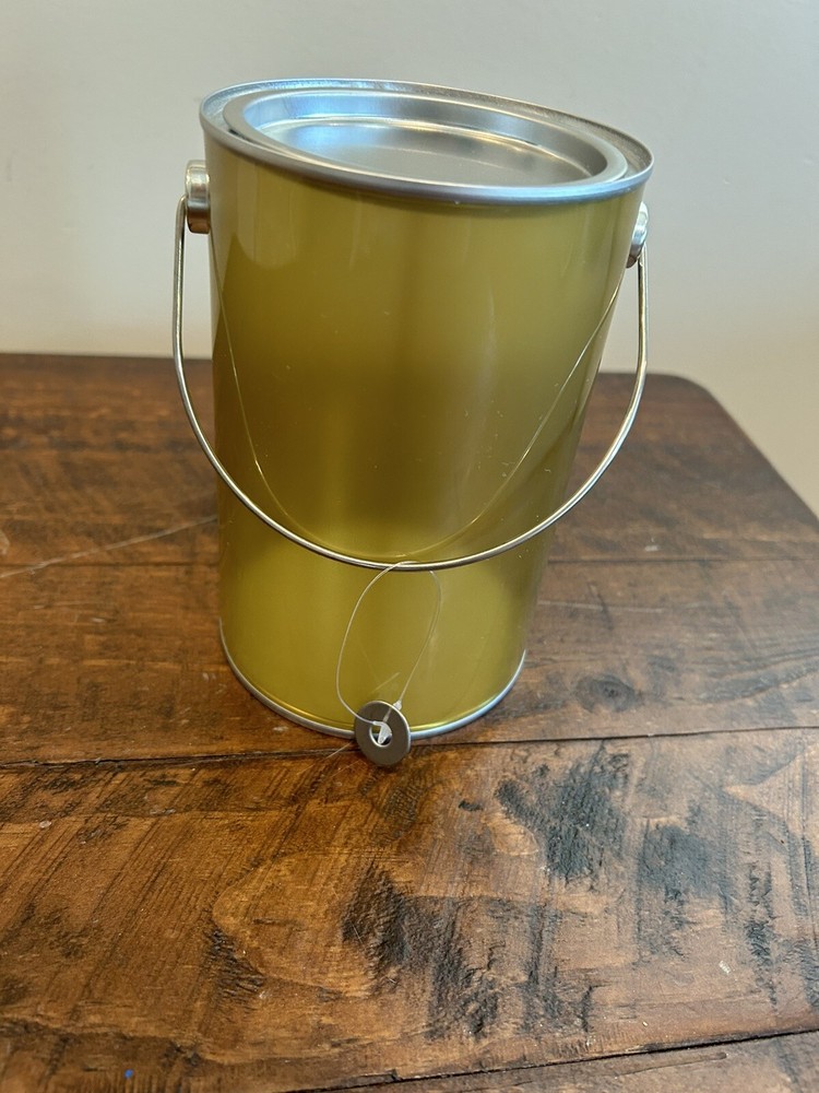 7 Bella Bug Small Paint Cans