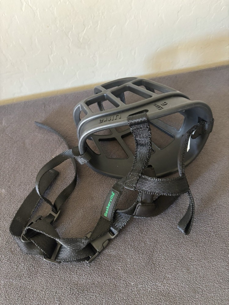 BASKERVILLE Heavy Duty Black Adjustable Dog Training Muzzle Size 6