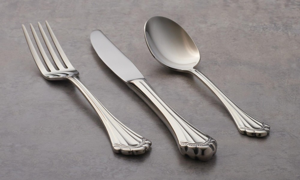Marquette Fine Flatware Dinner Spoons, Set of 4,Silver