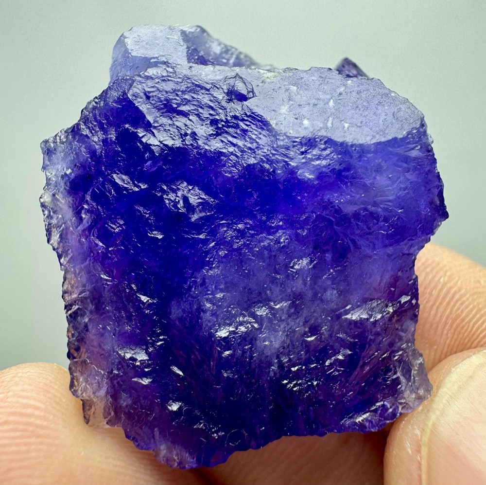 50 Carat Fluorescent Phosphorescent Tenebrescent Hackmanite Piece From @Afg