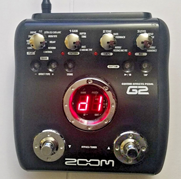 Zoom G2 Multi-Effects Guitar Pedal