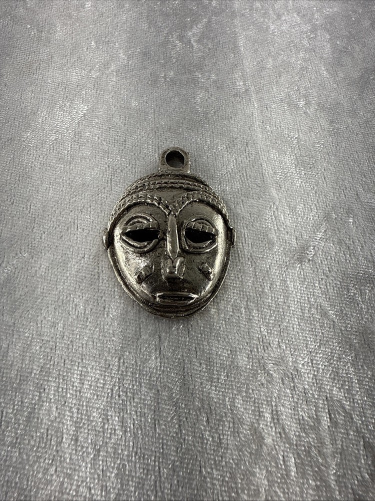 Vintage Pendant Collectors