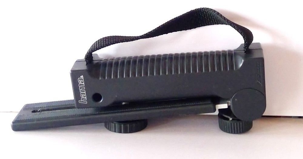 Hama Camera Grip With Flash Attachment & Mini Tripod