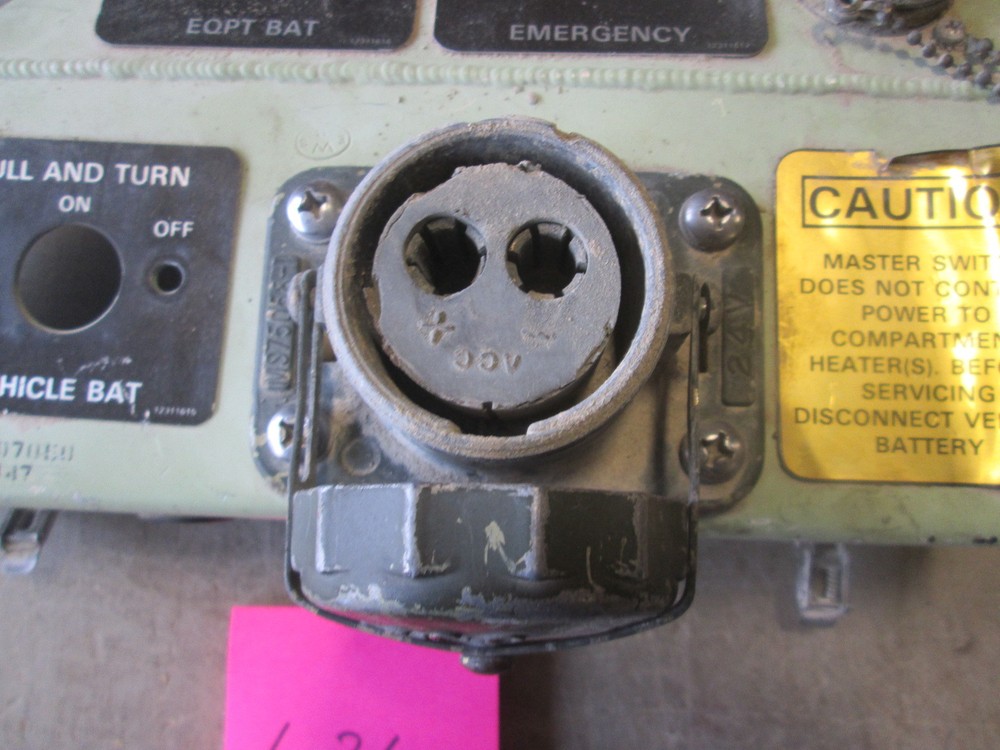 Used Master Control Panel, Power, 24v, Old Style 2-Prong Slave Receptical, APC