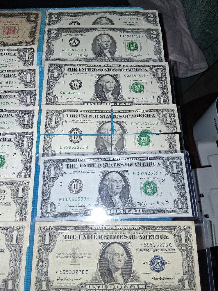 🔥U.S. NOTES LOT OF 42 DIFFERENT ** STAR NOTES** SILVER CERTIFICATES $1 $2 $5