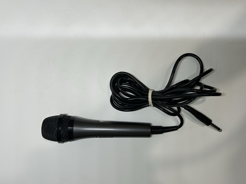 Singing Machine Black Wired Unidirectional Dynamic Microphone for Karaoke