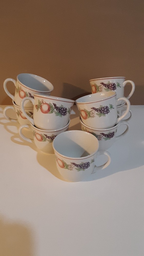 9 Rare Boots CO Orchard Nottingham England Cups