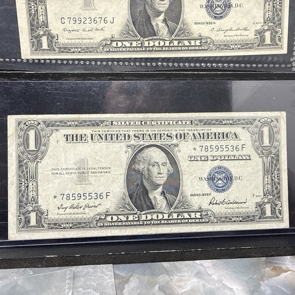 1935 Blue Seal $1 Bills, 1 Bill Star Note