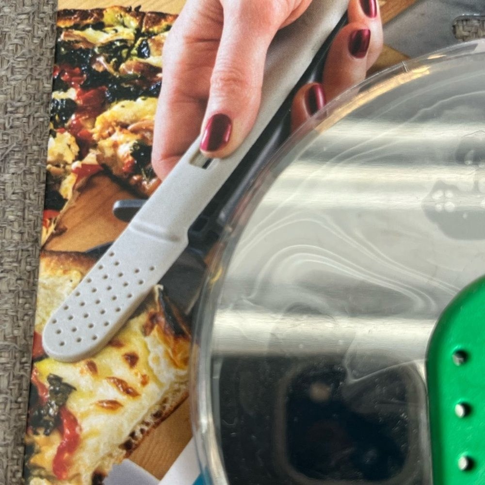 Green Pizza Slice 'N Serve - Slice, Lift & Serve