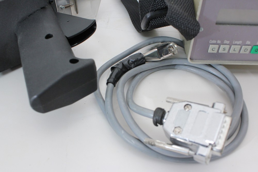 Schleuniger HC 207 Portable Cable Stripping Machine