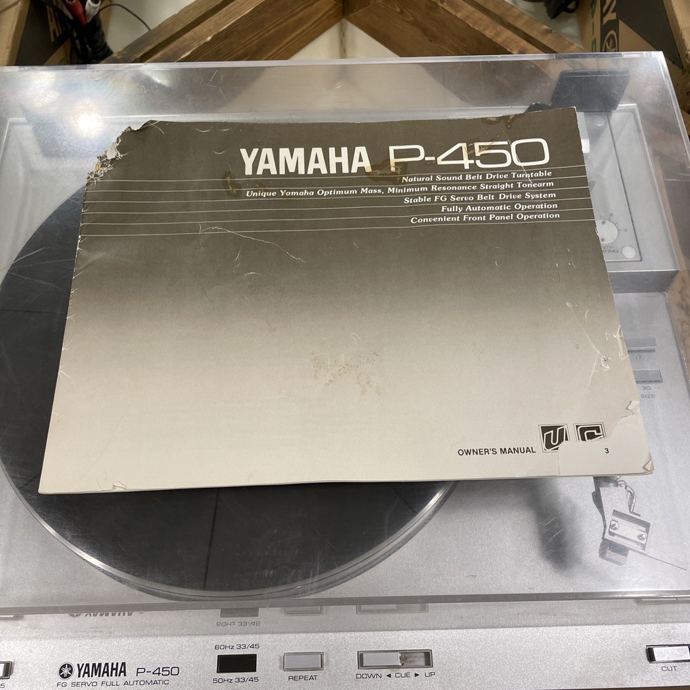 Yamaha P-450 Automatic Turntable with Original Box & Manual
