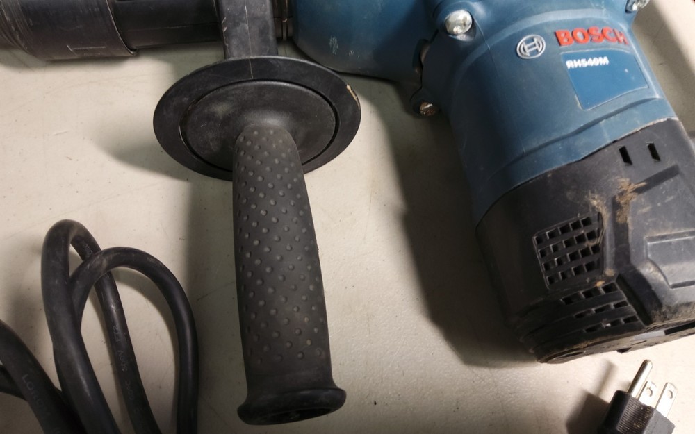 Bosch RH540M Combination Rotary Hammer