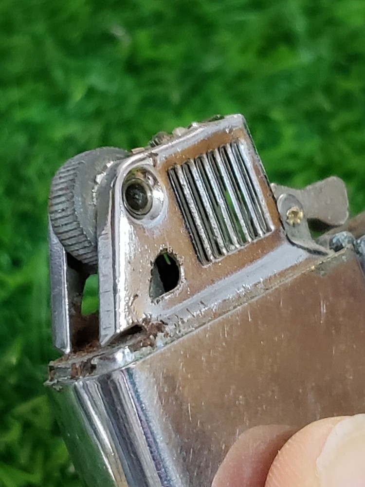 Lighter Vintage Ronson Lighter Windii Wind Protected Lighter - Sparks