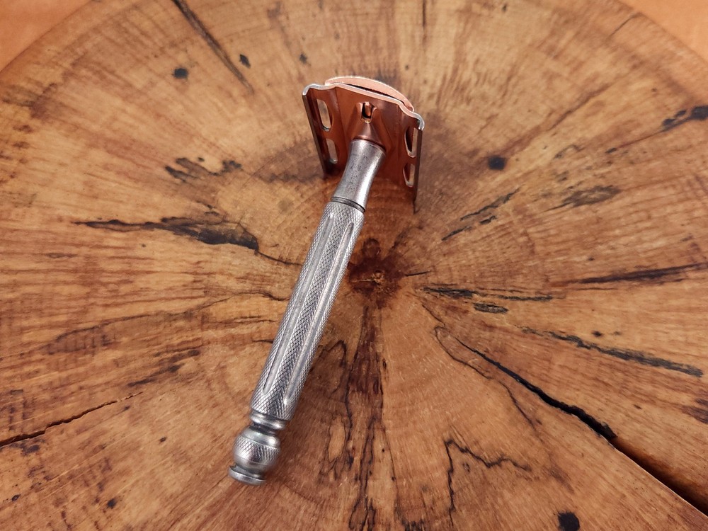 Gillette Contract Tech Vintage Double Edge Safety Razor