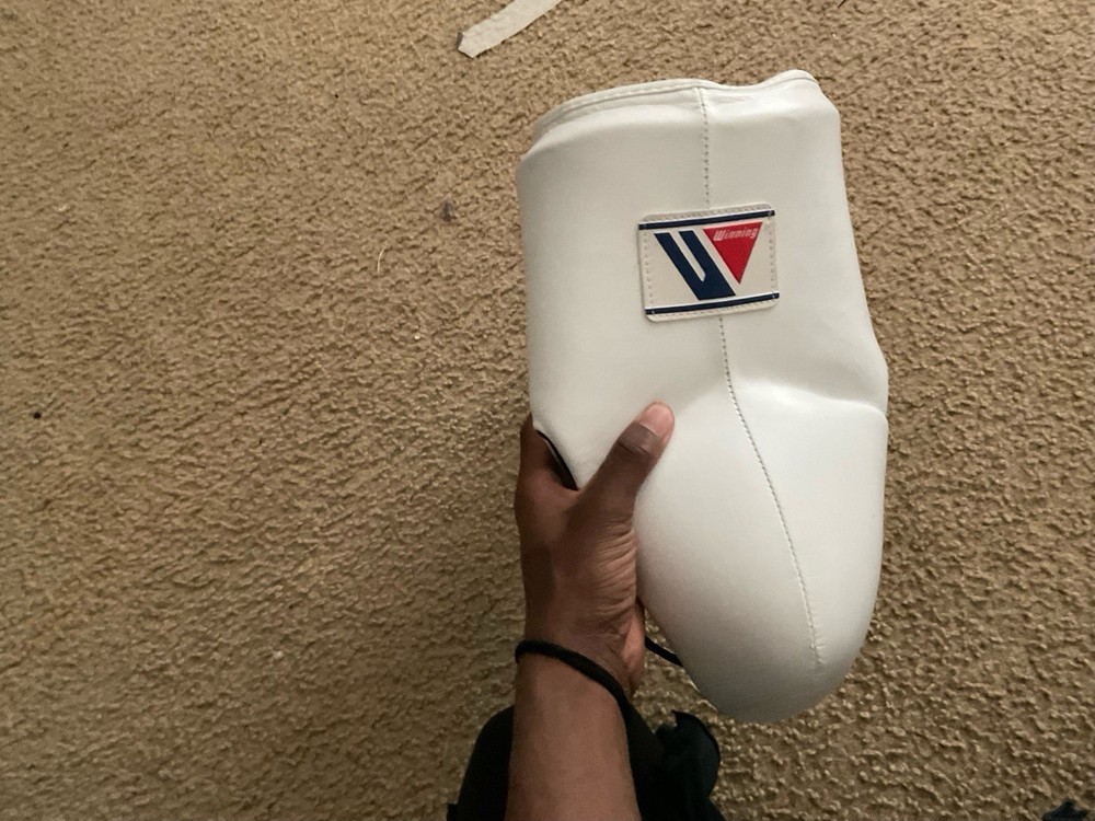 Winning White Boxing Groin Protector for Boxing Training and Competition Gear