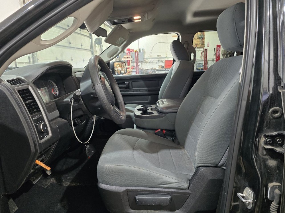 RAM1500 2018 Air Shutter 624724