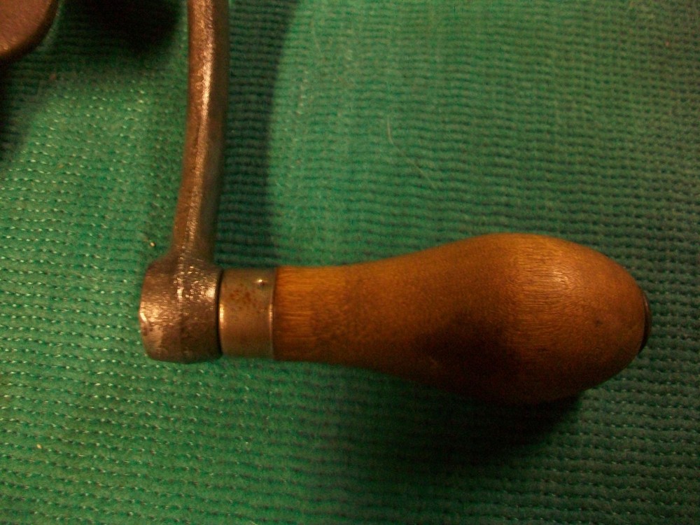 VINTAGE UNIVERSAL NO.1 MEAT GRINDER TABLE TOP MOUNT