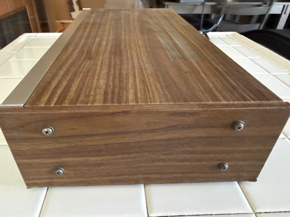 Akai AA-810 Wood Sides.