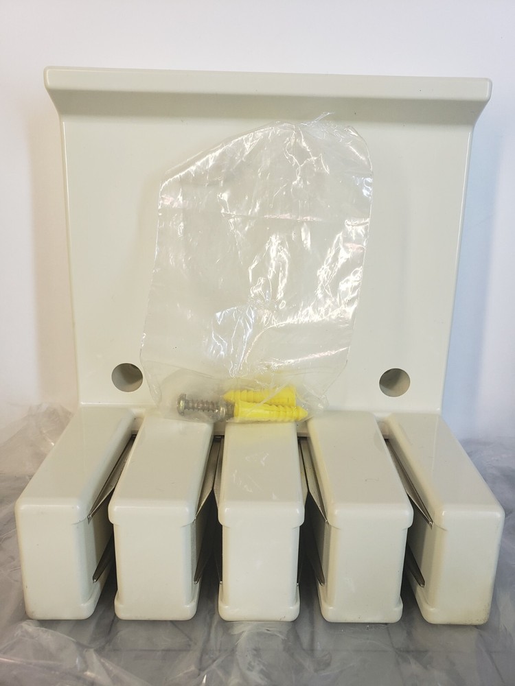 UNDER CABINET KNIFE HOLDER, WHITE