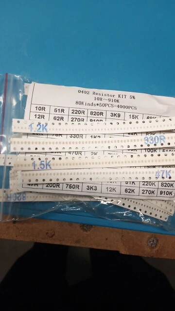 4000pcs 0402 SMD Resistor Kit Assorted Kit 10Ω - 910K Ω 5% 80 values X 50pcs