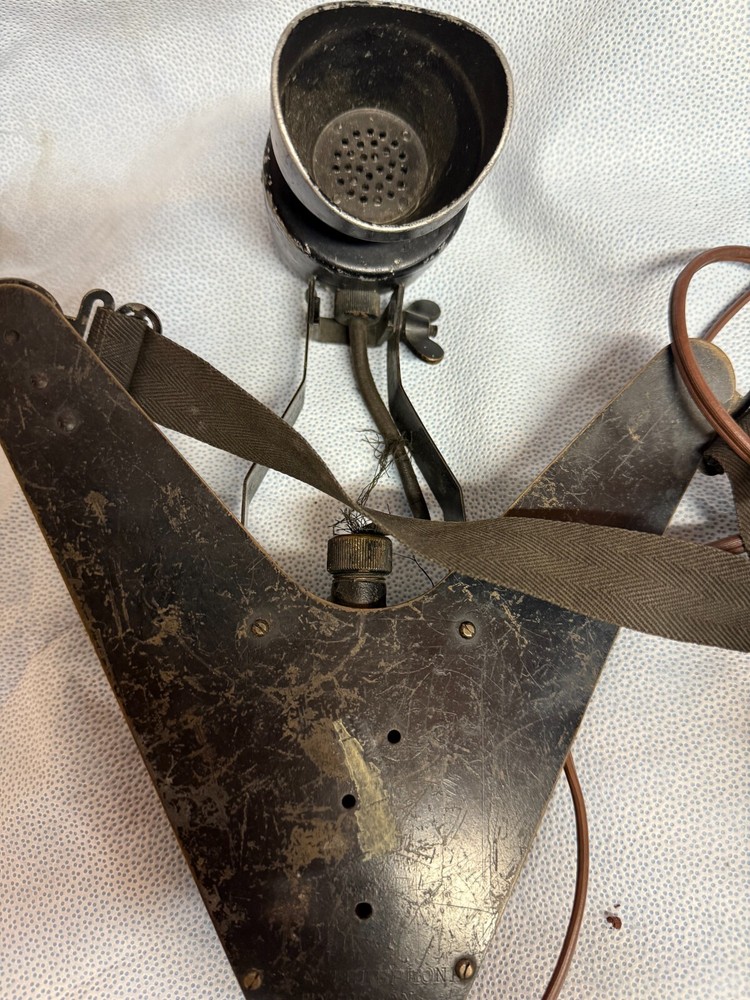 WW2 telephone communication microphone and headset, very heavy