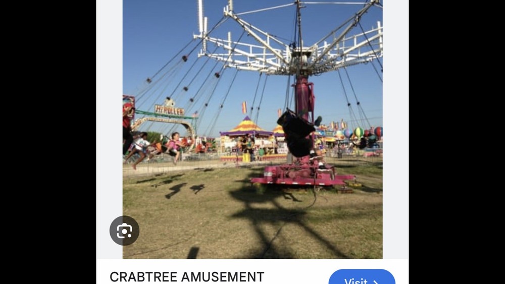 Advertisement Token - Crabtree Amusements - Staples, Texas