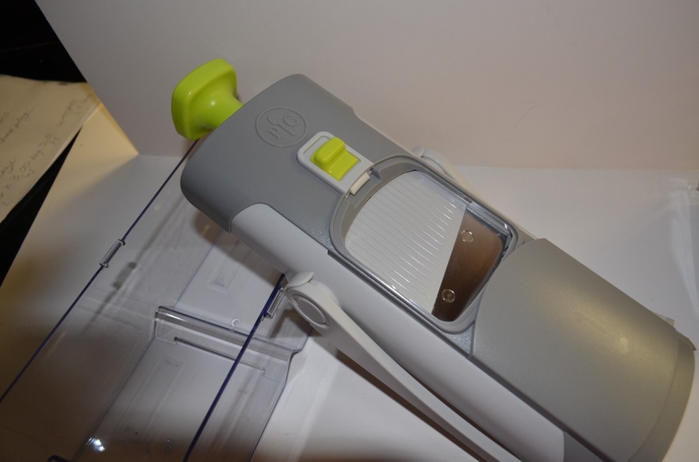 New Pampered Chef Rapid Prep Mandoline -No Box