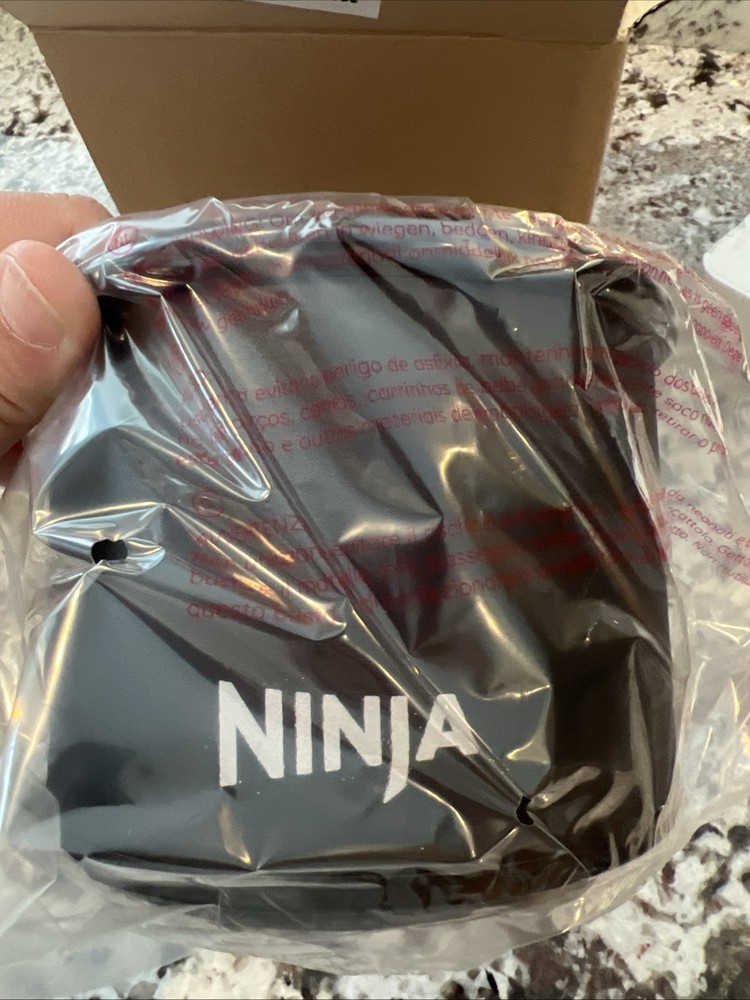 New Ninja MODEL#AMC17 Mini Warmer Black