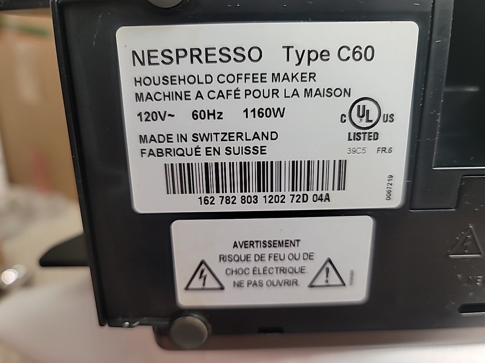Nespresso Pixie Type C60 Coffee Espresso Machine