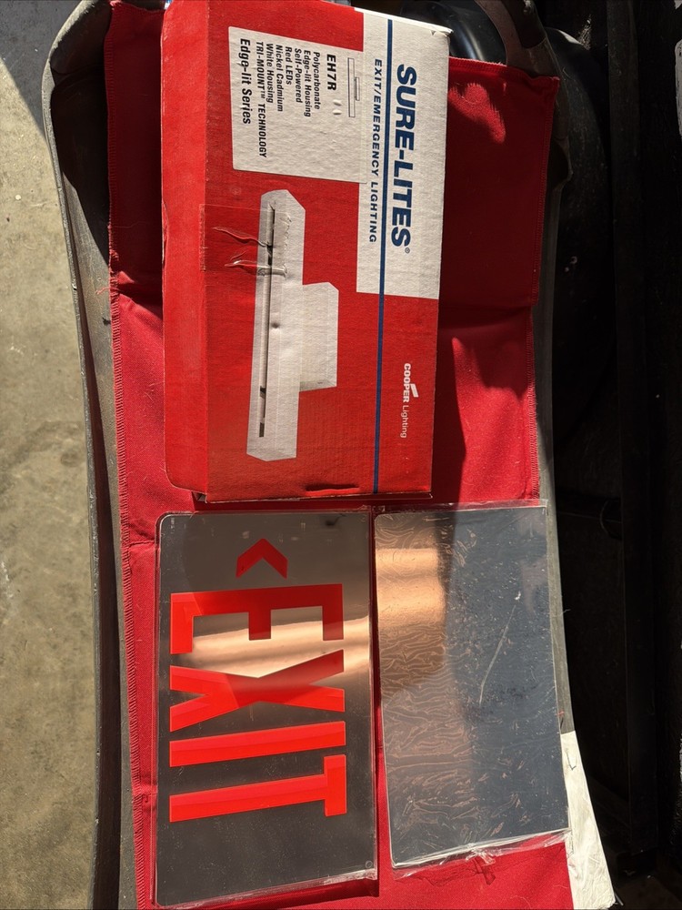 Cooper lighting Exit/Emergency Lighting