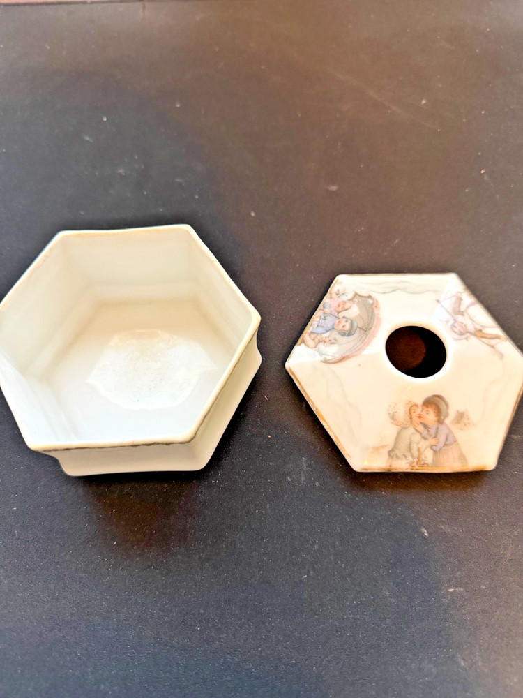 Antique Prussia Hair Receiver