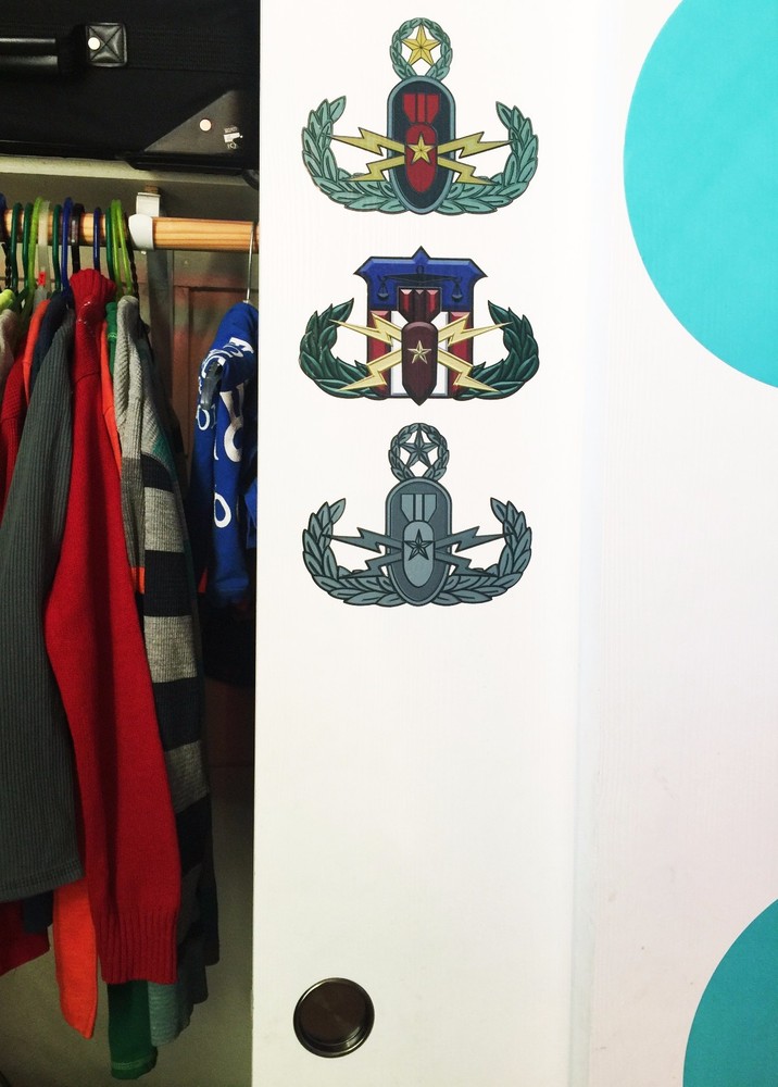 EOD - Explosive Ordnance Disposal Color Sticker 5x7