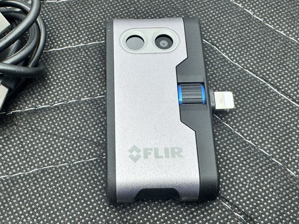 Flir One Thermal Camera IOS Lighting Tested and Working