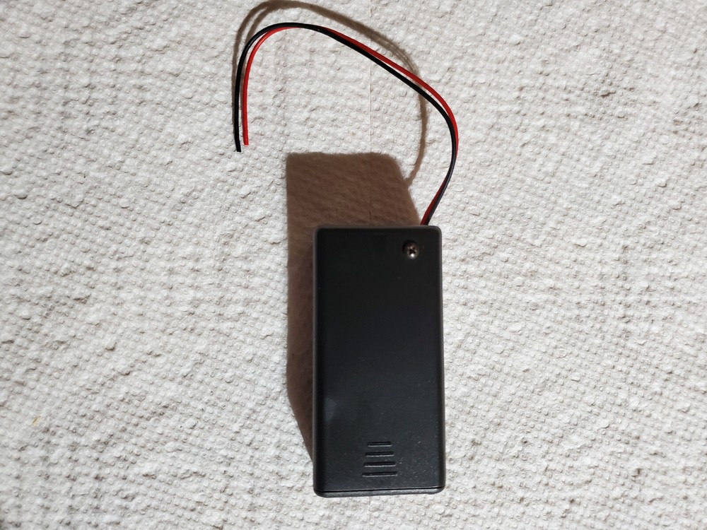 CGS SBH-9V 9V Battery Case (with ON-OFF Switch)