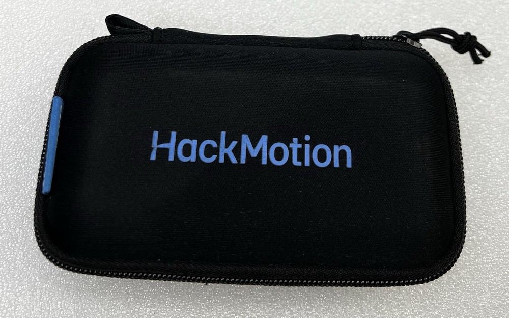 HackMotion Core Golf Swing Trainer for Golf  with Case and Accessories (3.0)