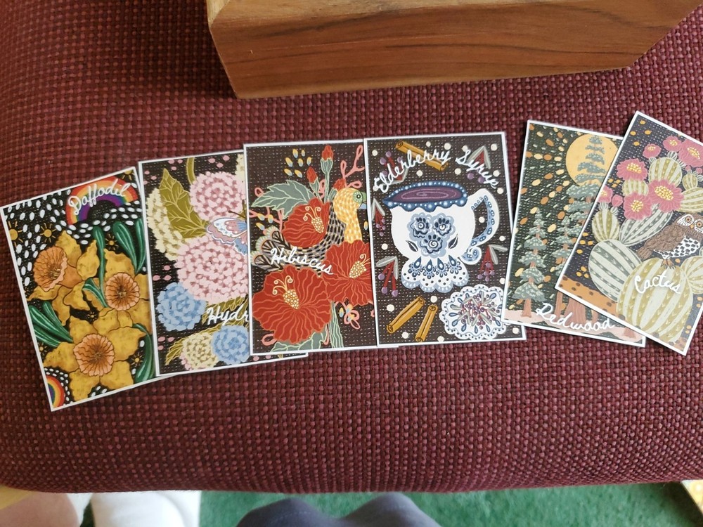 Original, creative Botanical Blessings Oracle Deck & Aventurine-trim Box