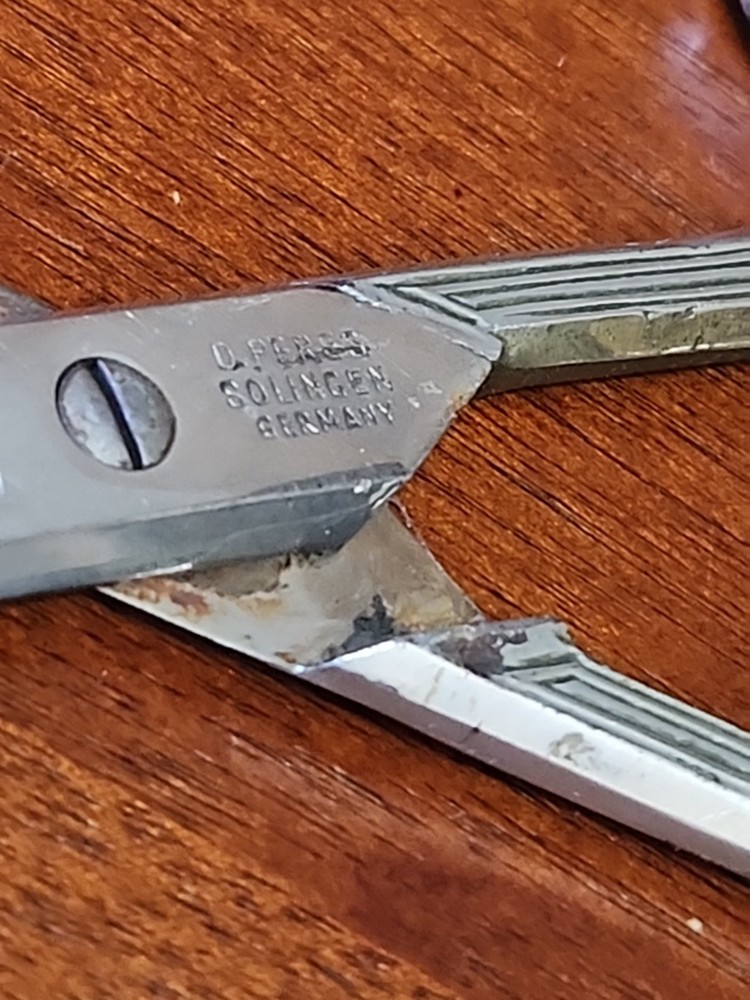 D. Peres Solingen Germany Scissors Magnetic Cutlery