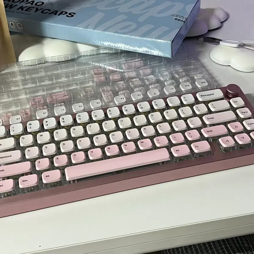 SAOPAO MAS Pink Gradient Keycap Set for 122-Key Mechanical Keyboard