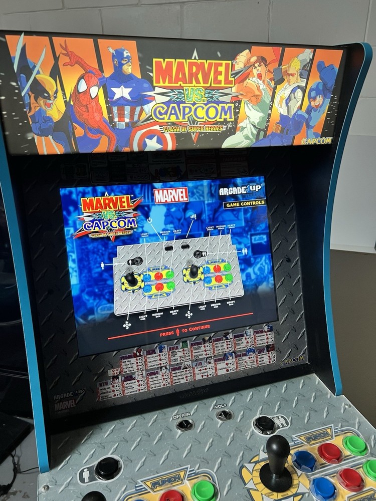 Arcade1UP Marvel vs Capcom Arcade With Riser/ Stool 🔥 GREAT CONDITIONS