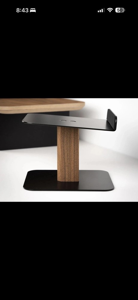 Balolo Speaker Stands in Walnut