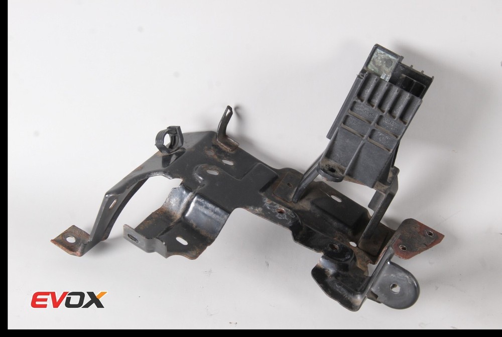 08-15 MITSUBISHI LANCER EVOLUTION EVO X POSITIVE BATTERY TERMINAL BRACKET