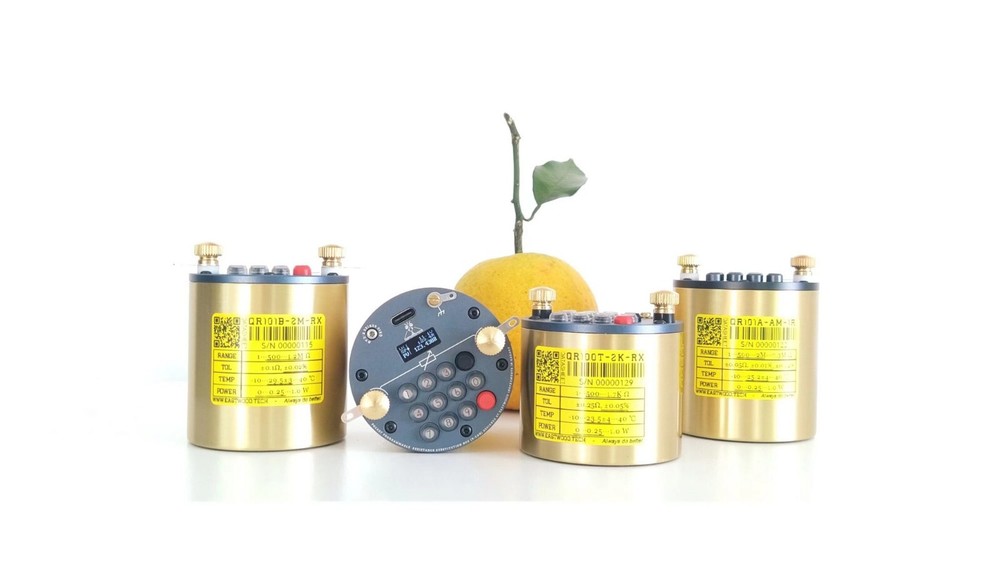Pocket High Accuracy Programmable Resistance Box
