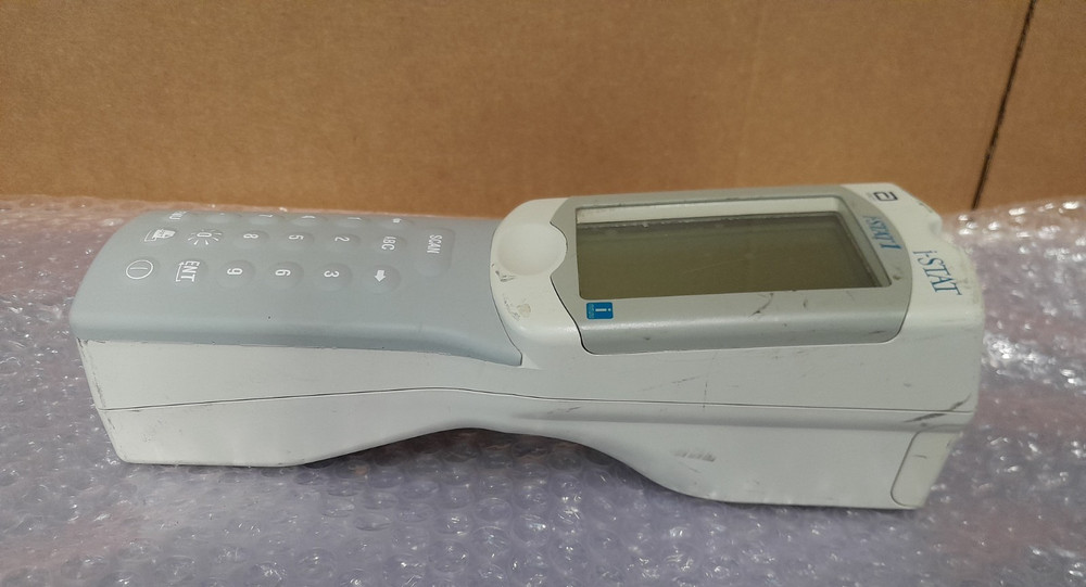 The device does not turn on. | SOLD AS IS