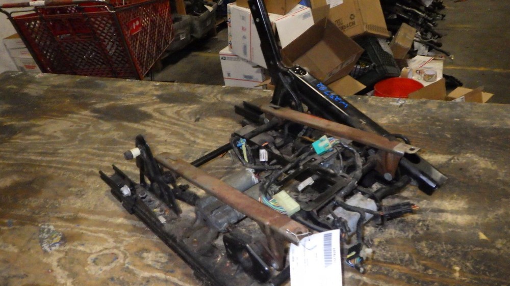 GMC YUKON Seat Track  2001