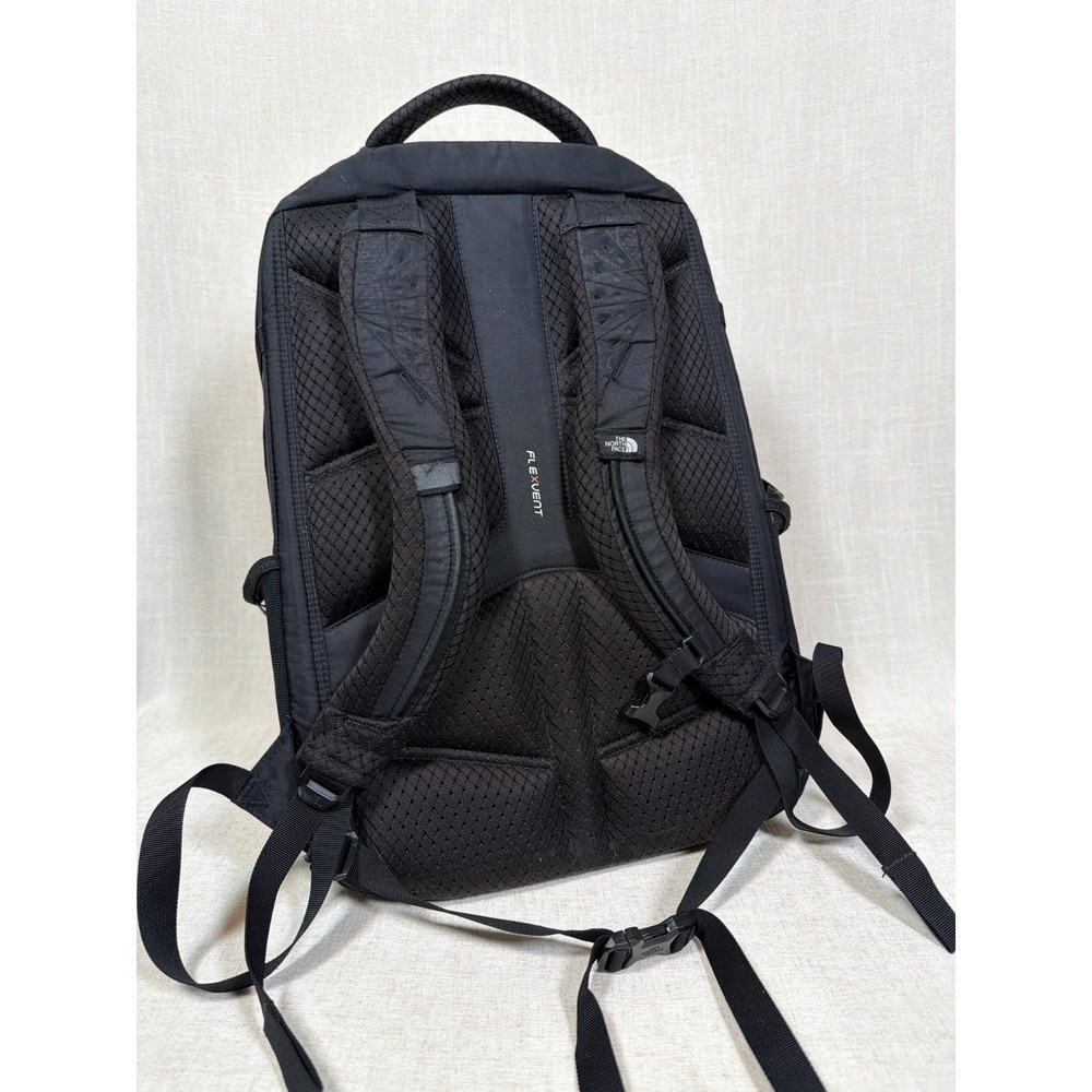 The North Face Recon Backpack - Black - Pre-Owned
