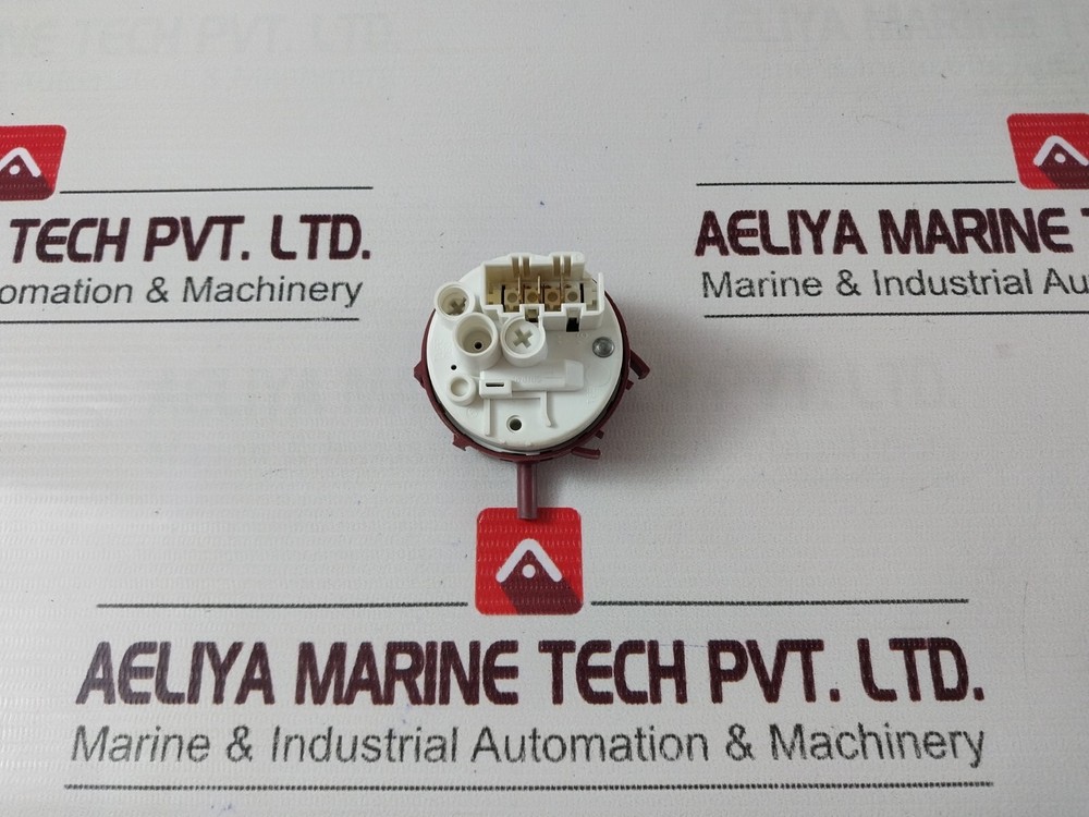 Electrolux 471-8861-01 Level Guard 3105N