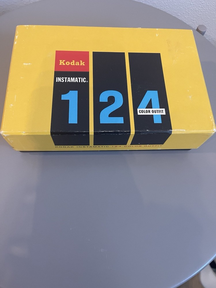 Kodak Instamatic 124 Camera NOT TESTED